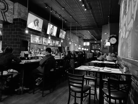 Fixture Pizza Pub by null