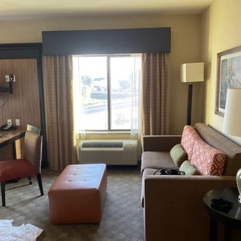 Hampton Inn & Suites Salinas - Huge living room area! Ottoman and pull out couch! Nice big window! - Hotels Near Me - Salinas, California Hampton Inn & Suites Salinas - Huge living room area! Ottoman and pull out couch! Nice big window! - Hotels Near Me - Salinas, California