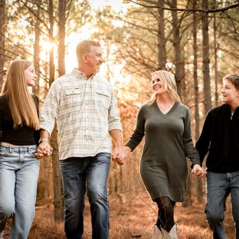 Ashley Baxter Photography - Broken Bow, OK family portraits - Event Photography Near Me