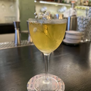 Dante - Negroni Bianco - IG @bougiefoodieboi - Cocktail Bars Near Me - New York, New York Dante - Negroni Bianco - IG @bougiefoodieboi - Cocktail Bars Near Me - New York, New York