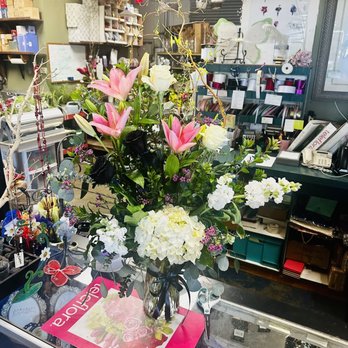 Cheers Floral Creations - Custom floral design - Florists Near Me - Lake Forest, California Cheers Floral Creations - Custom floral design - Florists Near Me - Lake Forest, California