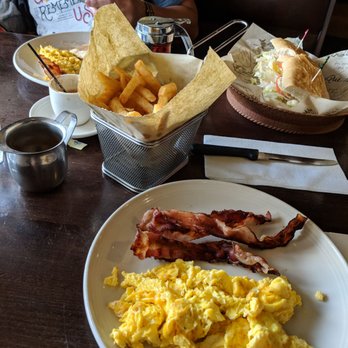 Sergio's Restaurant - Sergio's country breakfast, kids breakfast and the chicken sandwich with fries. - Cuban Near Me - Miami, Florida Sergio's Restaurant - Sergio's country breakfast, kids breakfast and the chicken sandwich with fries. - Cuban Near Me - Miami, Florida