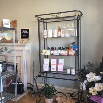 Willow + Bark Boutique - Women's Clothing Near Me - The Dalles, Oregon