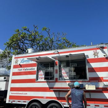 Leonard's Bakery - Food Trucks Near Me - Kaneohe, Hawaii