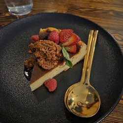 Blackbird Abbey - Basque cheesecake