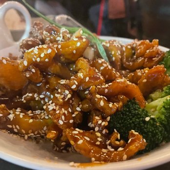 Burma Superstar - Sesame Chicken - Burmese Near Me - San Francisco, California
