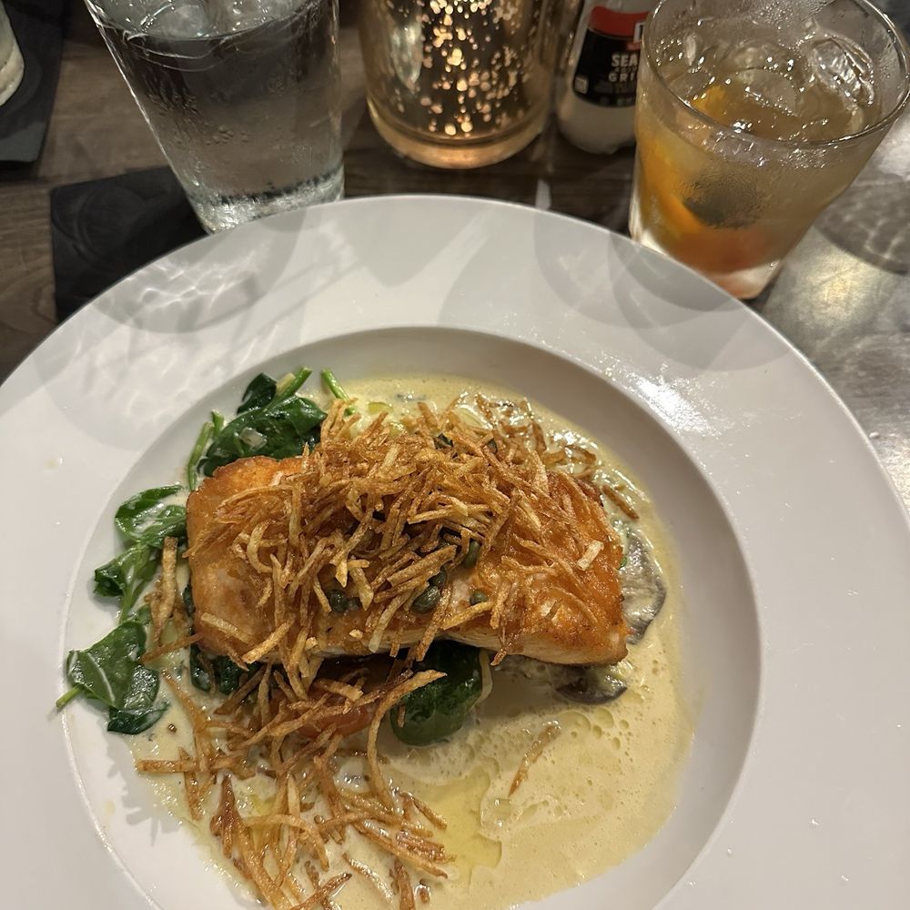 B Matthews Eatery - Salmon - New American Near Me - Savannah, Georgia