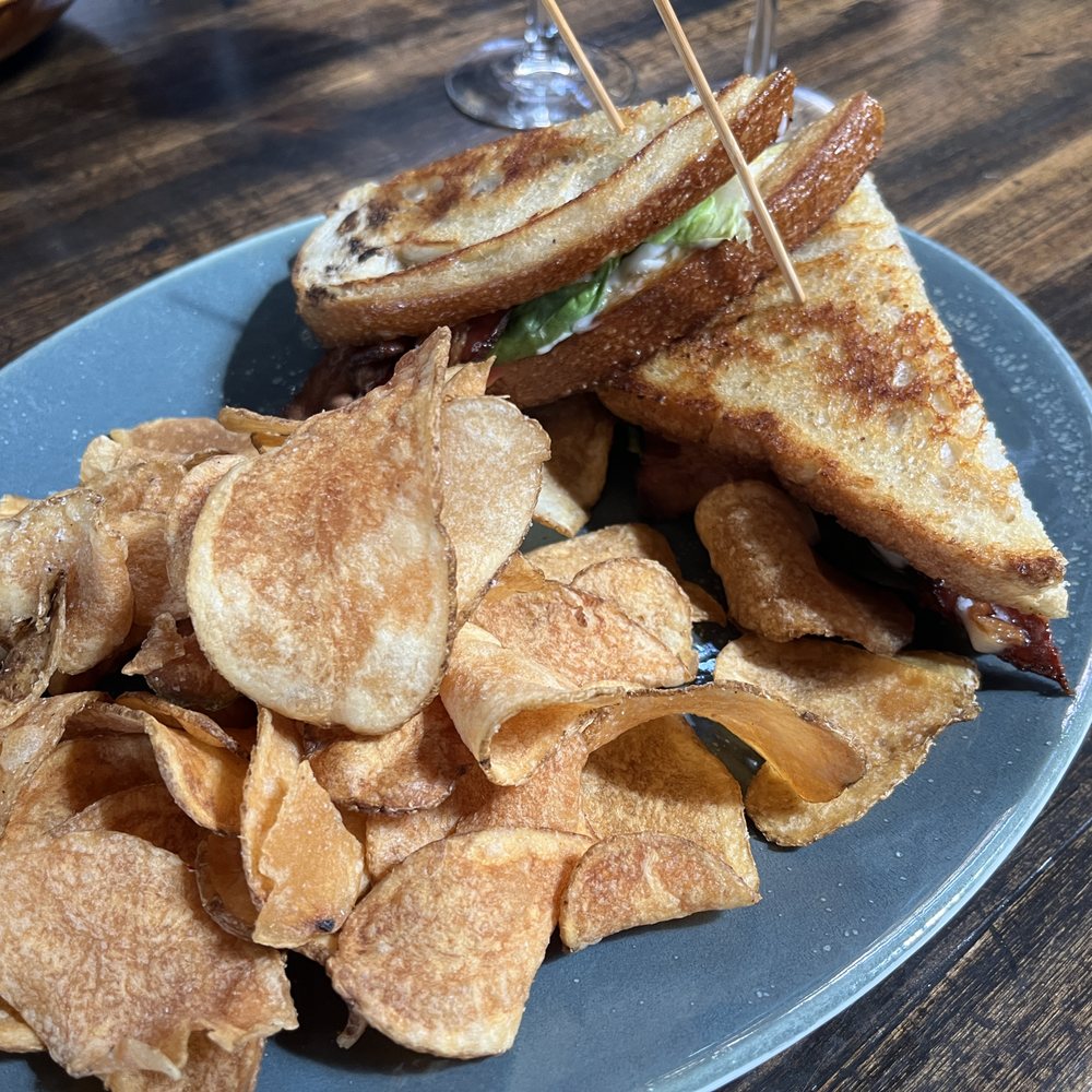 Bosscat Kitchen & Libations - BLT and housemade chips - Bars Near Me - Orange, California