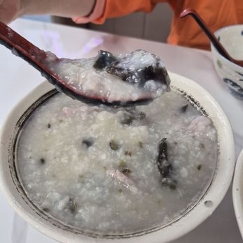 Feng Sheng Garden - Smooth and silky century egg + pork congee - Cantonese Near Me - Beaverton, Oregon