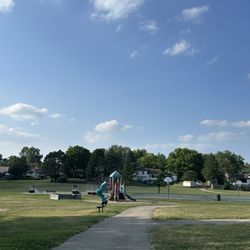 Pinewood Park - Playground area, skate park, basketball courts