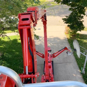 Great Plains Tree Care - Our secret weapon when it comes to tight spaces and hard to reach limbs!  This baby is so compact it can fit through a backyard gate. - Tree Services Near Me - Omaha, Nebraska