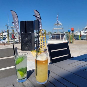 Zeke's Restaurant - Coconut Mojito & OBA Mia Tai - Salad Near Me - Orange Beach, Alabama