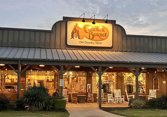 Cracker Barrel Old Country Store by null