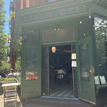 River Deli - Italian Near Me - Brooklyn, New York