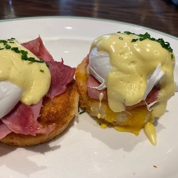 Sadelle's - Breakfast & Brunch Near Me - Las Vegas, Nevada Sadelle's - Breakfast & Brunch Near Me - Las Vegas, Nevada