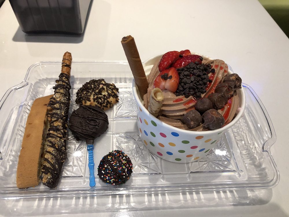 BERRY GOOD YOGURT CAFE CLOSED 37 Photos & 47 Reviews 14 E Main St