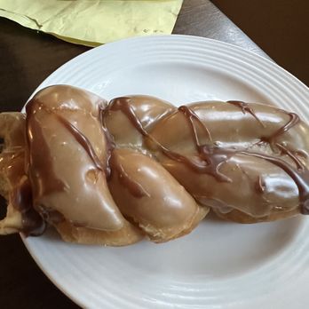 OJ's Donuts House - Donuts Near Me - Big Bear Lake, California