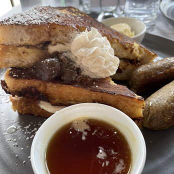 Crossroads Kitchen - Stuffed French Toast Combo Plate - Vegan Near Me - Los Angeles, California Crossroads Kitchen - Stuffed French Toast Combo Plate - Vegan Near Me - Los Angeles, California