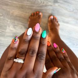Mimi Nails & More - Acrylics by Tina