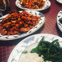 Chicken with Hot Pepper and Peanuts
