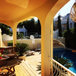 Villa Moments - Die Terrasse mit Pool