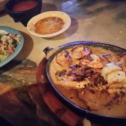 Tequilas Mexican Restaurant - Pollo tequilas