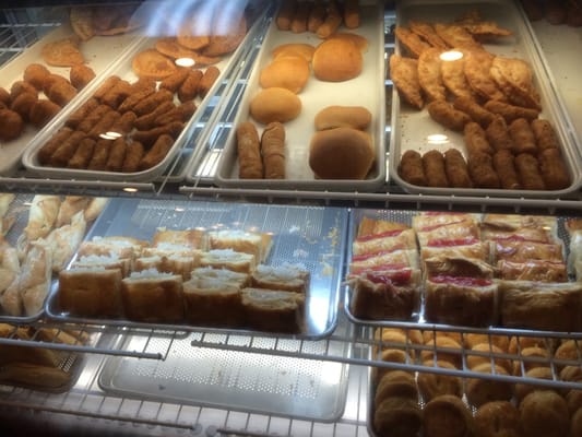 Party Cake Bakery by null