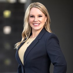 Regency Dermatology - Dr. Betty Hinderks Davis MD FAAD - Dermatologist - Regency Specialites