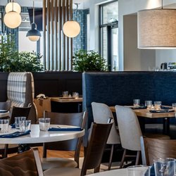Two Sisters Kitchen + Bar