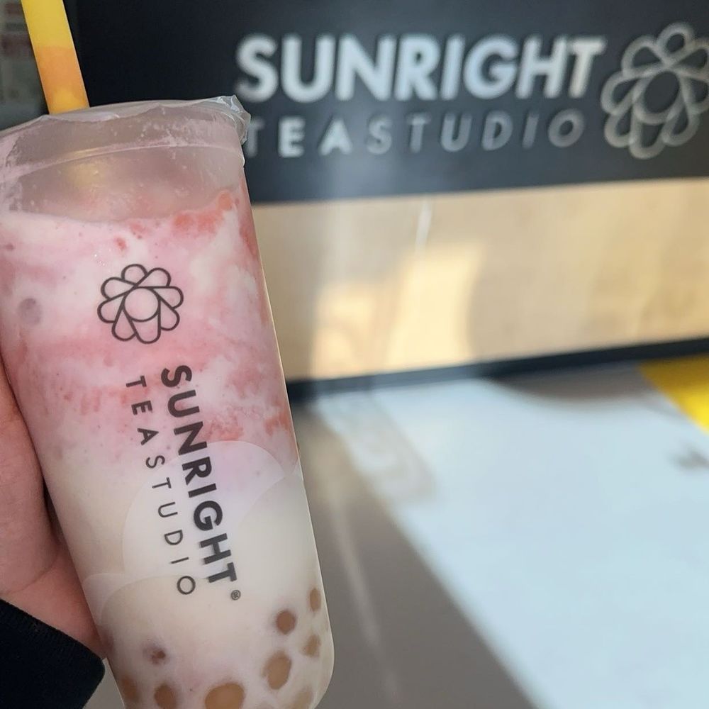 Sunright Tea Studio - Arcadia - Strawberry Frostie with Honey Boba. - Bubble Tea Near Me - Arcadia, California Sunright Tea Studio - Arcadia - Strawberry Frostie with Honey Boba. - Bubble Tea Near Me - Arcadia, California