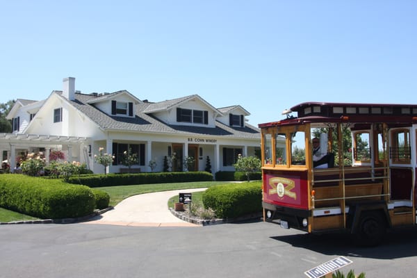 Sonoma Valley Wine Trolley by null