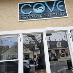 Cove Coastal Kitchen - Awesome Restaurant