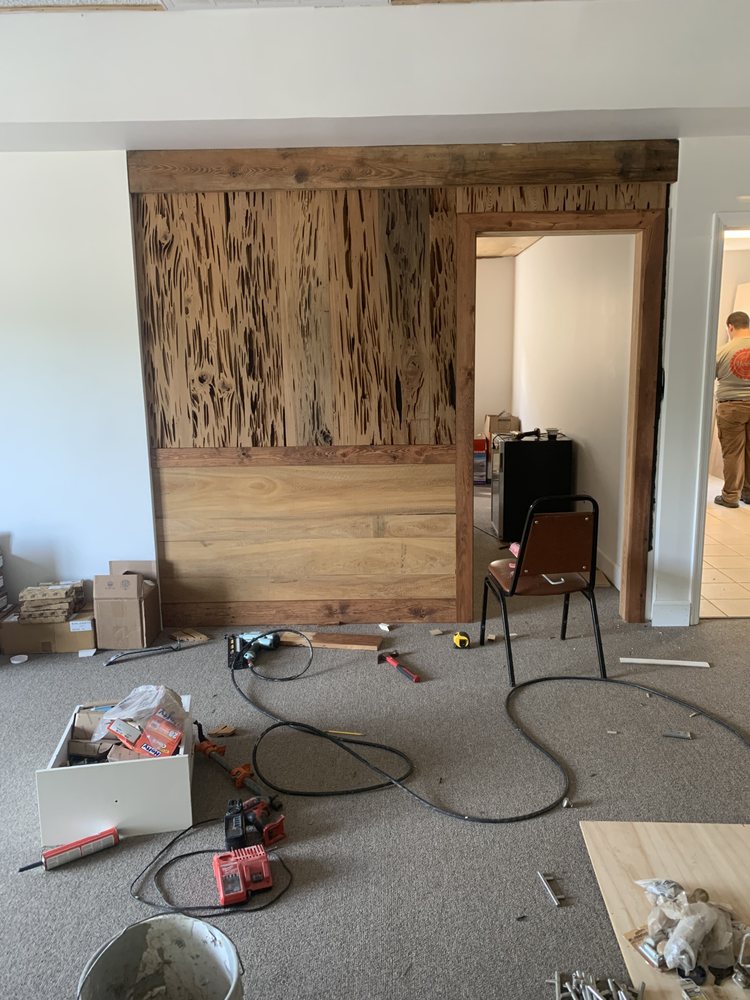 Slide of Layed Back Construction