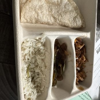 Chipotle Mexican Grill - Fast Food Near Me - Visalia, California