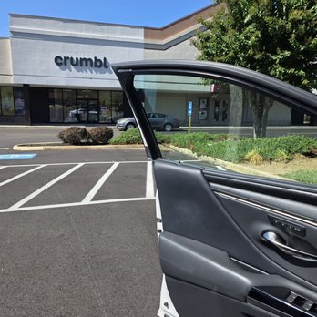 Crumbl - Roanoke - As I was leaving my pearl white Lexus to walk over to the store. - Bakeries Near Me - Roanoke, Virginia
