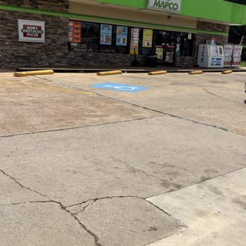 MAPCO - Front of business - Convenience Stores Near Me - Memphis, Tennessee MAPCO - Front of business - Convenience Stores Near Me - Memphis, Tennessee