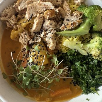 Aubergine Kitchen - COCONUT CURRY BOWL - Breakfast & Brunch Near Me - Mesa, Arizona