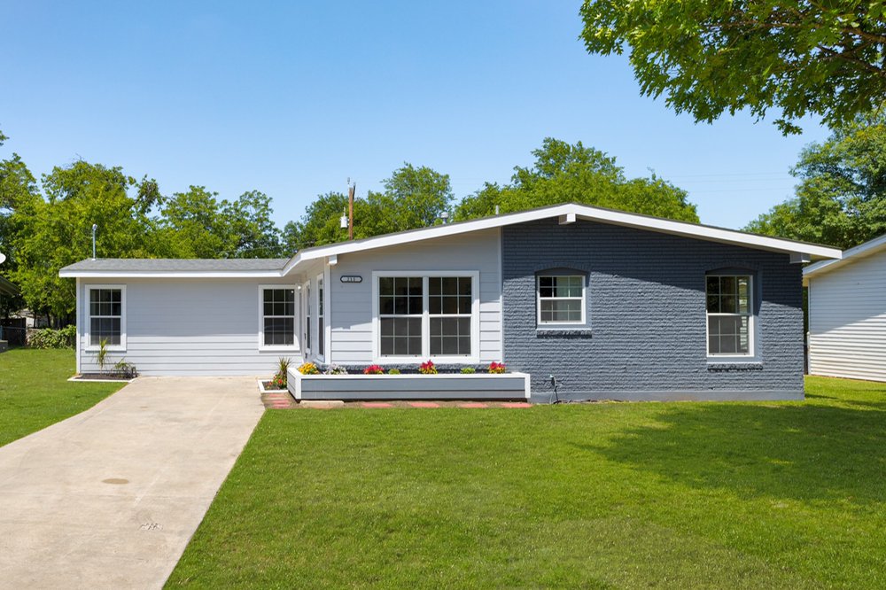 Slide of Alpha Construction & Roofing