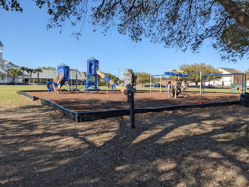 MARY ROSS WATERFRONT PARK 10 F St, Brunswick, Parks Phone