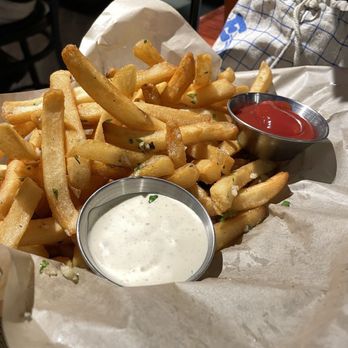 GuildHall - Garlic fries - Beer Bar Near Me - Burbank, California