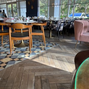 Little Hen - The little Hen - Breakfast & Brunch Near Me - Weston, Florida Little Hen - The little Hen - Breakfast & Brunch Near Me - Weston, Florida