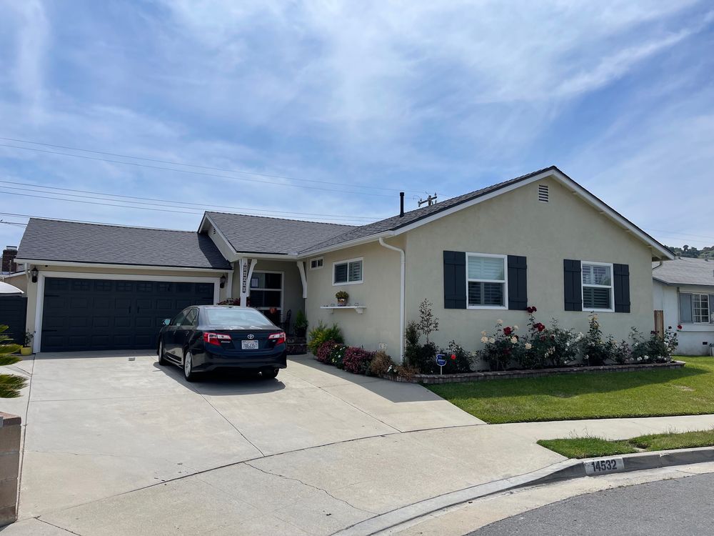 Slide of Tru Roofing