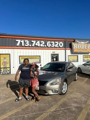 Rodeo Auto - Updated June 2026 - 13 Photos & 19 Reviews - 8224 N Fwy ...