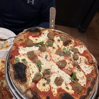 Lombardi's Pizza - Pizza Near Me - New York, New York Lombardi's Pizza - Pizza Near Me - New York, New York