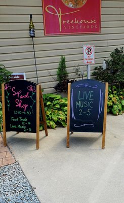 Treehouse Vineyards by null