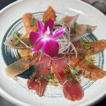 Show Sushi - Carpaccio - Sushi Bars Near Me - San Dimas, California Show Sushi - Carpaccio - Sushi Bars Near Me - San Dimas, California