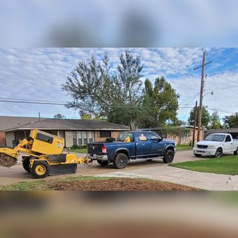 Calcasieu's Tree Service - Tree Services Near Me - Benton, Louisiana Calcasieu's Tree Service - Tree Services Near Me - Benton, Louisiana