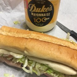 D & S Sub Shop