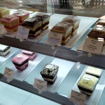 La Cake Cafe - Desserts Near Me - Fort Lauderdale, Florida La Cake Cafe - Desserts Near Me - Fort Lauderdale, Florida