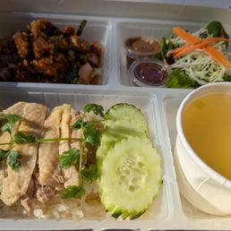 Hainan chicken on rice, spicy crispy chicken and soup Hainan chicken on rice, spicy crispy chicken and soup